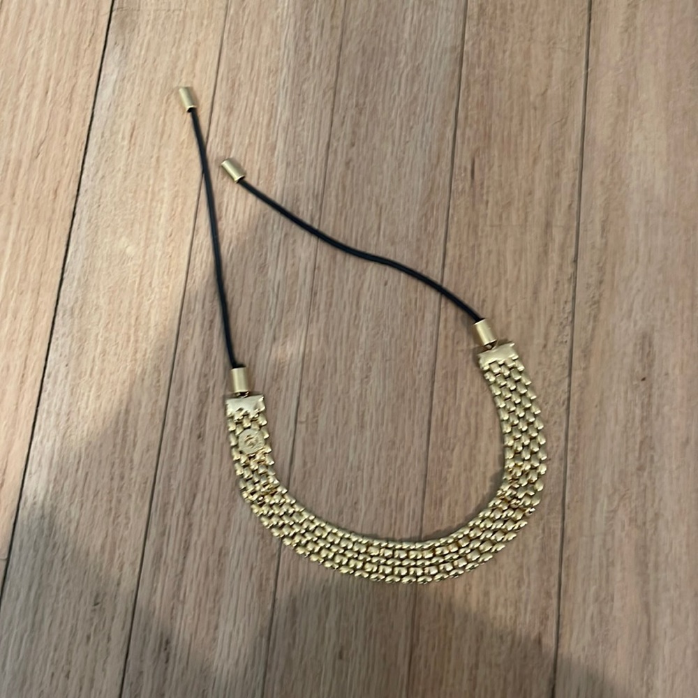 Vivian Guenoun choker necklace